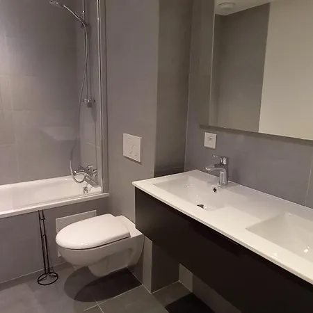 Spacieux Avec Jacuzzi, Sauna Et Wifi Aux Gets - Fr-1-671-260 Les Gets